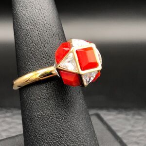 Henri Bendel Cocktail Ring Size 6.5 Red Coral Crystals Gold Plate Geometric Ball